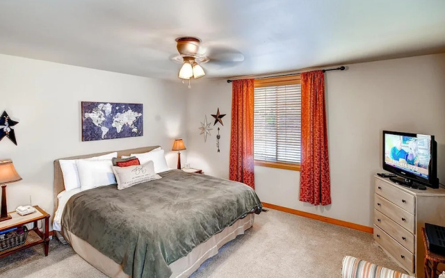 Wintergreen Lodge