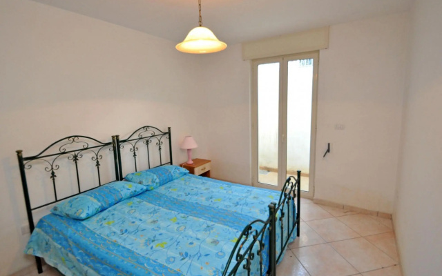 Cosy apartment in Racale with private terrace