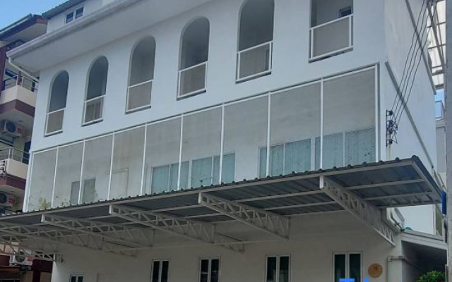 The Inn10 Pattaya, 9 Bedrooms, Private Pool