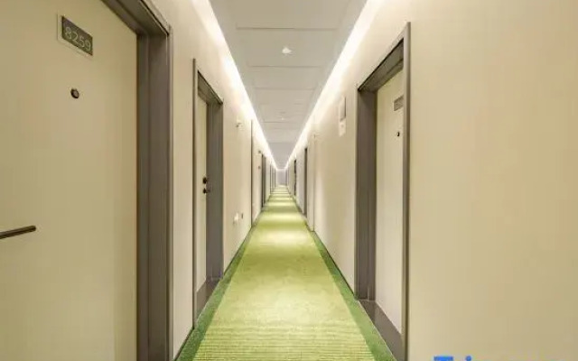 Hi Inn (Nanjing Luhe Changjiang Road)
