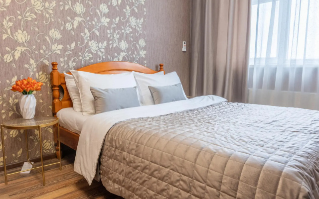HomeHotel (ХоумОтель) на улице Белозерская 1