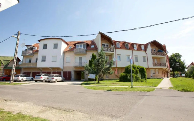 Zoli Apartmanok-Timi Kölcsey 34-36