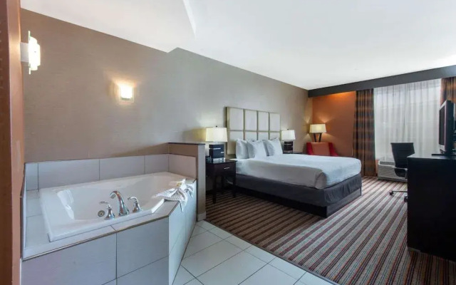 La Quinta Inn & Suites By Wyndham Harrisburg-Hershey