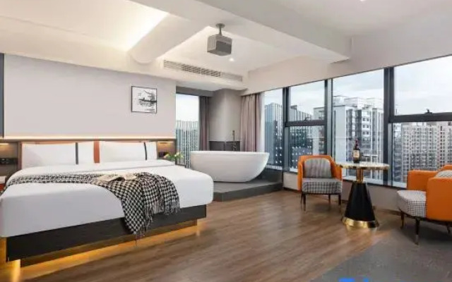 Impression Light Luxury Hotel (Changsha South High-speed Railway Station)