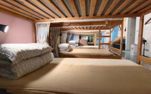 Miaoli Sanyi Travelling Homestay