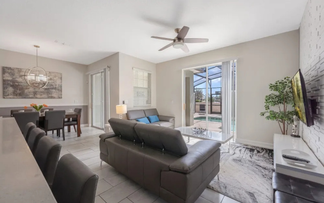 Relax Near Disney 4BR Home With Pool