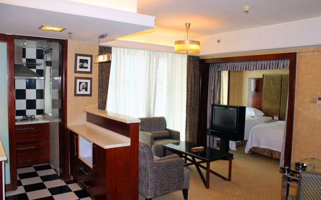 Royal Suites & Towers