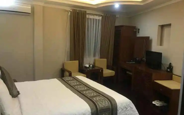 Holiday Hotel Haiphong