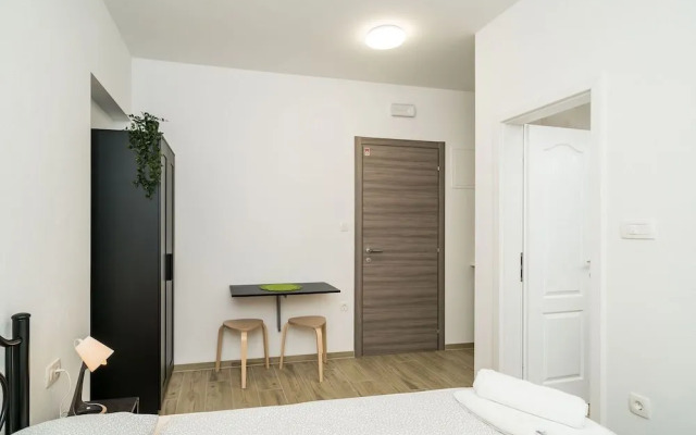 Residence & Pool Villa Schwarz Suites