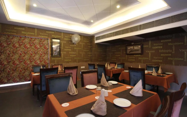 Hotel The Class , Delhi Airport