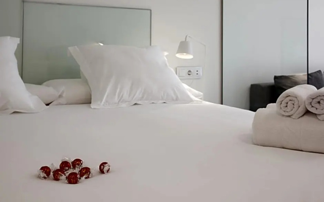 Pensión T5 Donostia Suites