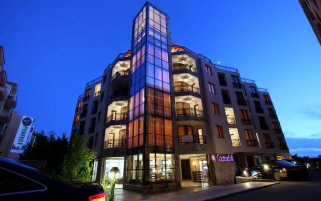Отель Camelot Residence Болгария, Солнечный берег - отзывы, цены и фото номеров - забронировать отель Camelot Residence онлайн вид на фасад