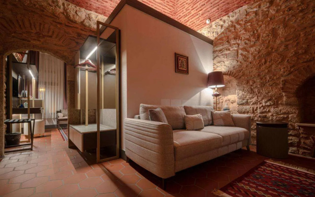 Han 1772 Hotel