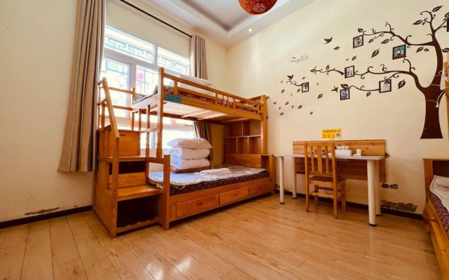 Shangri-La Baita International Youth Hostel