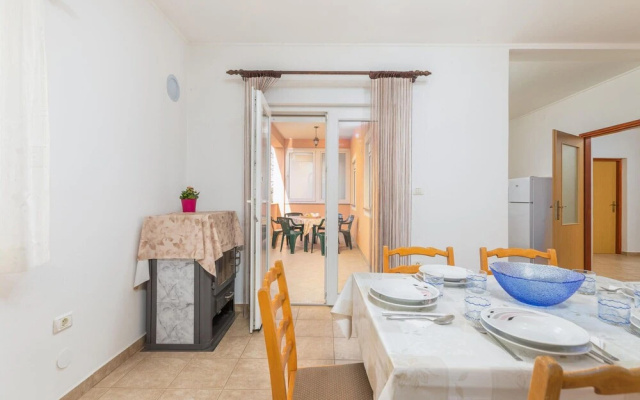 Awesome Apartment in Pula With Wifi and 2 Bedrooms