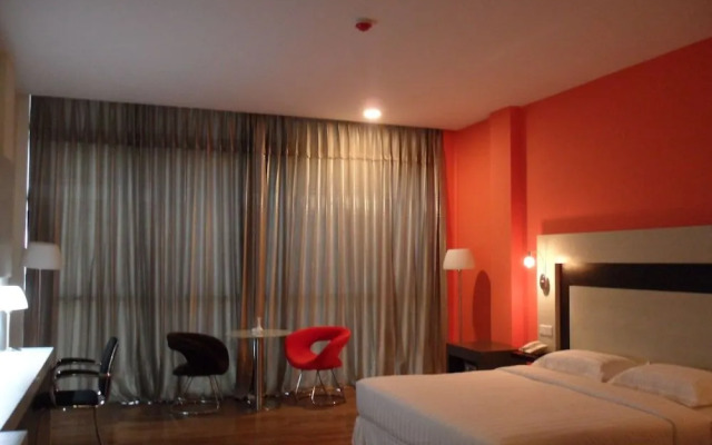 Royal Mingalar Hotel