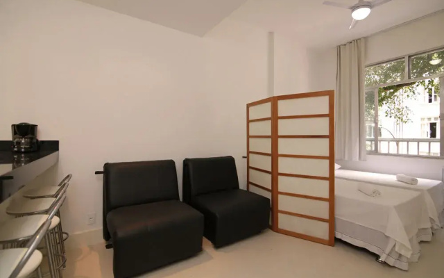 LinkHouse Beautiful High Floor 1-BDR c2-0036