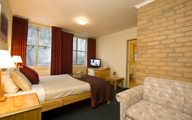 Attunga Alpine Lodge and Apartments