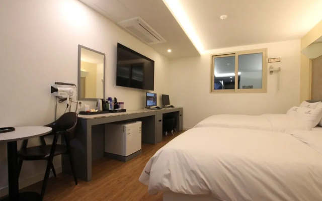 NOVA Hotel