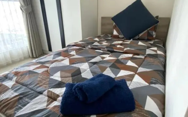 Cosy 2 bedroom condo on Sukhumvit, BTS Phra Khanong