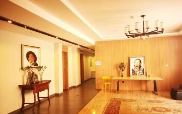 Hohhot Dafu Hotel (Train Station Xinhua Plaza Subway Station Branch)
