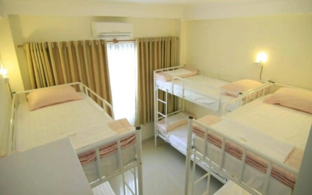 Phan Anh Hotel - Bui Vien Walking Street
