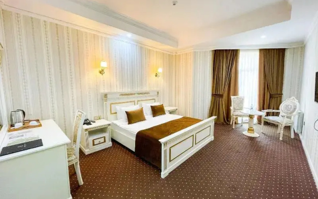 Premier Palace Apartment 1 Br Ggi