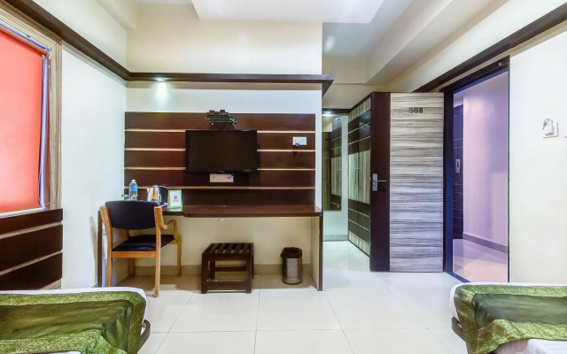 Hotel Golden Treat