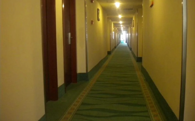 Greentree Inn Shanghai Jiuting Street Express Hotel