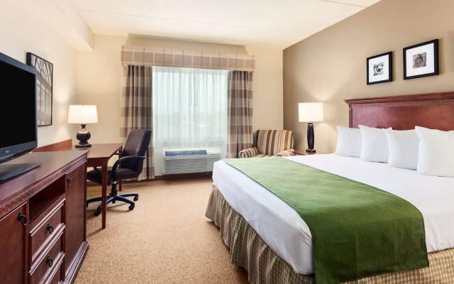Country Inn & Suites by Radisson, Buffalo South I-90, NY