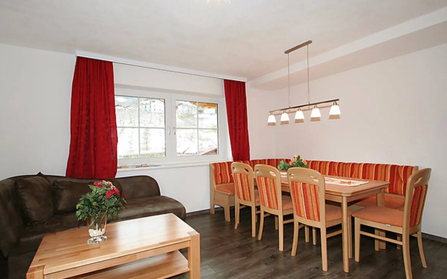 Apartment Pfeifer Pians 37861