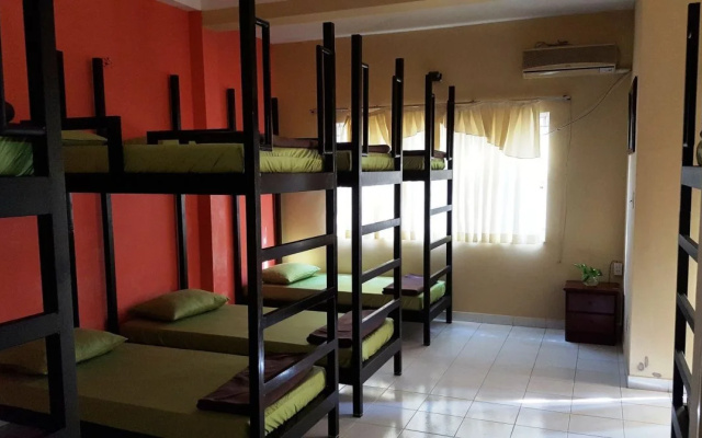 Mai Home Hostel
