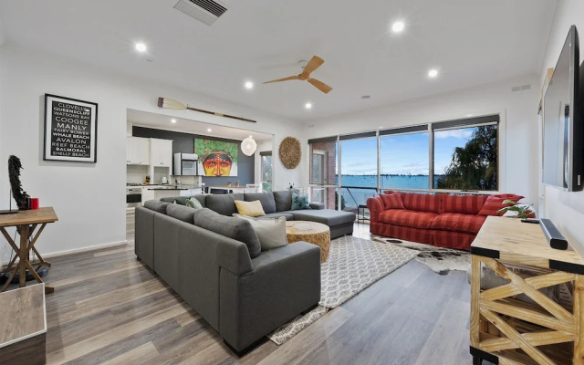 Lakeside Landing - Waterfront