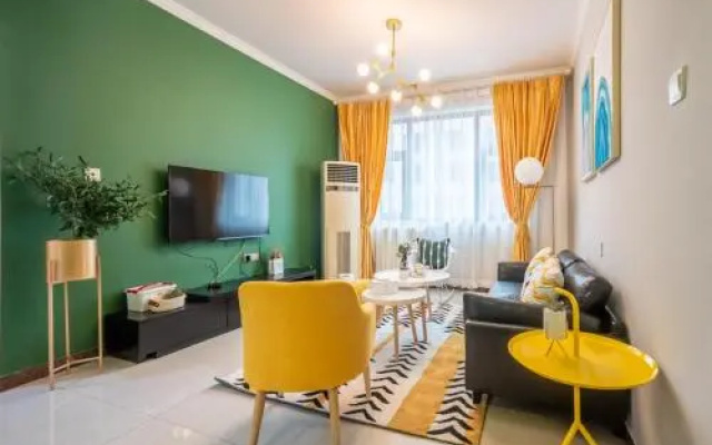 Zhengzhou Zhongyuan·Zhongyuan Wanda· Locals Apartment 00168220