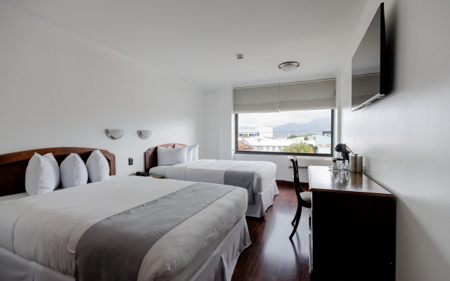 Parque del Lago Boutique Hotel