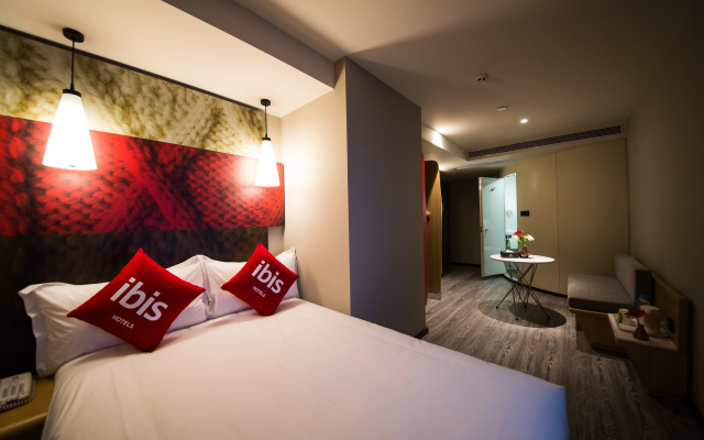 Ibis Hotel (Guangzhou Yuexiu Park Subway Station）