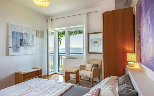 Amazing Home in Mimice With Wifi and 4 Bedrooms