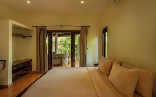 Flor Villa by Betterplace