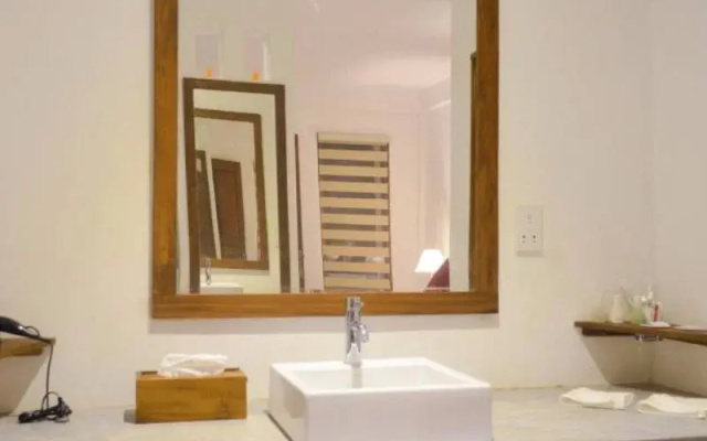The Residence Hikkaduwa