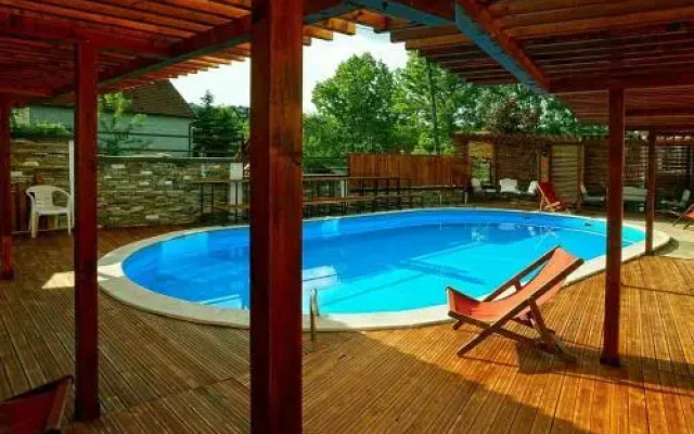 Guest House Vila Petra