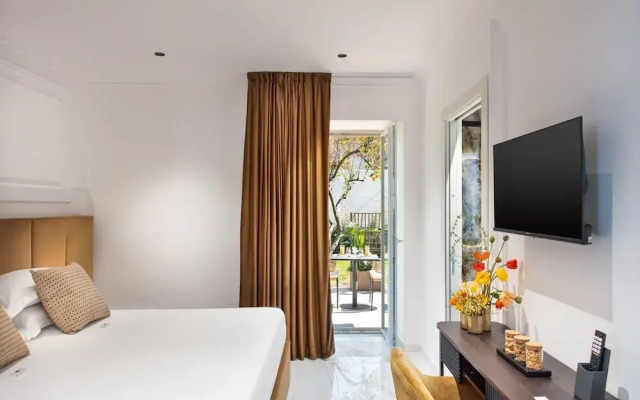 Dama Luxury Apartment