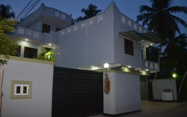 The Gray Villa
