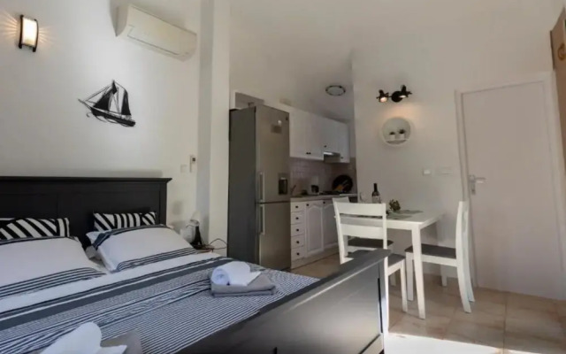 Kike - 60 Meters From the Beach - SA1