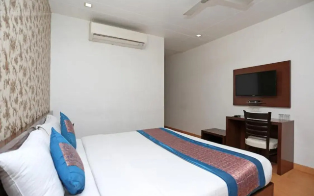 Hotel Mukund Residency