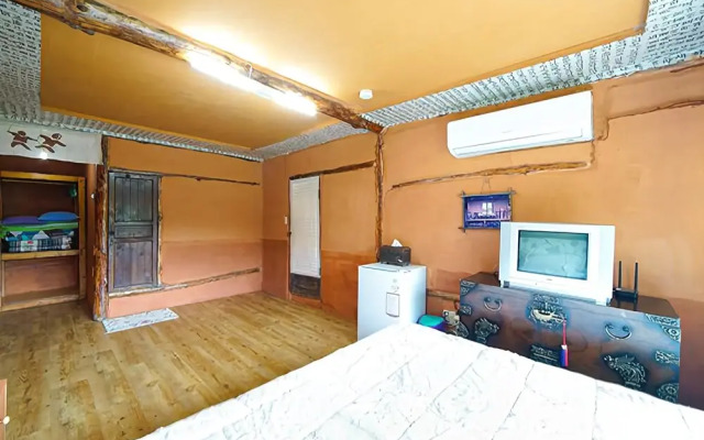Seogwipo Pyeonwoon Sanjang Pension