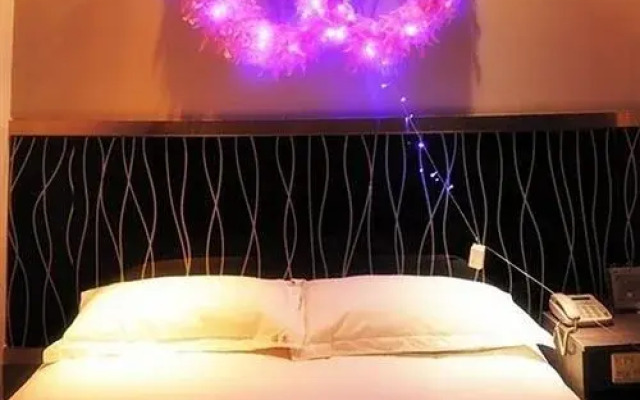 Xilong Hotel (Haicheng Branch)