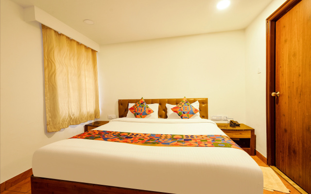 Fabhotel Royale Basant Residency