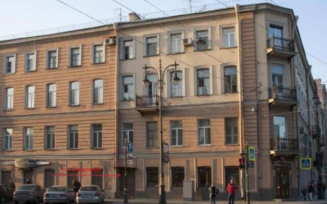 Гостиница Life Saint-Petersburg вид на фасад