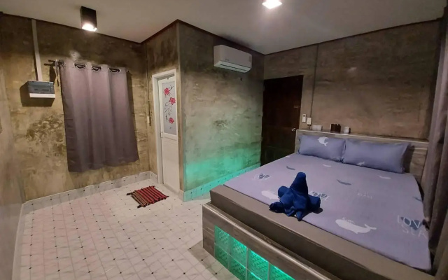 Charlie Resort Chumphon