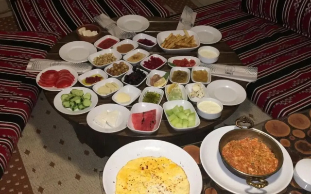 Midyat Beyaz Konak